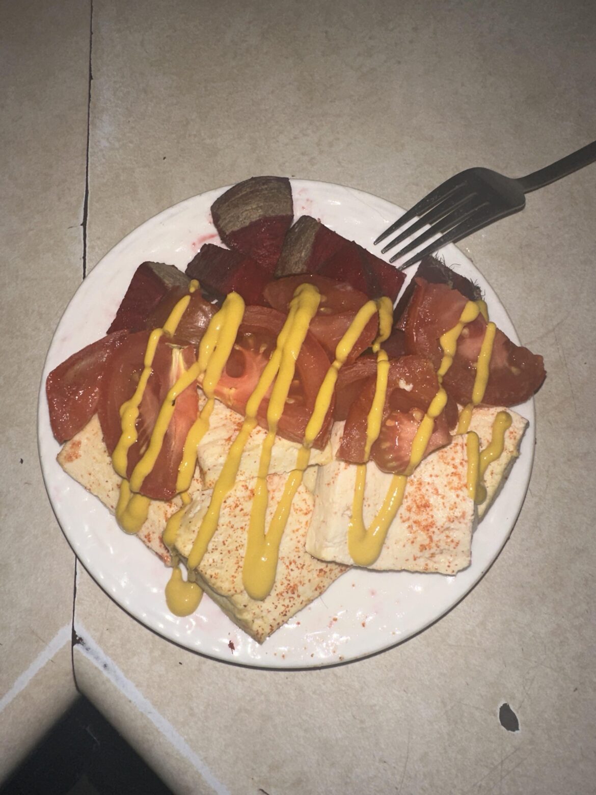 Beets, tofu, tomato, mustard