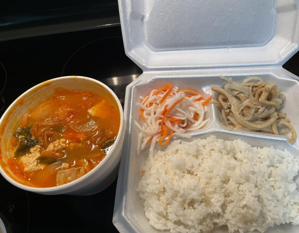 kimchijjigae + eomuk made by 아저씨