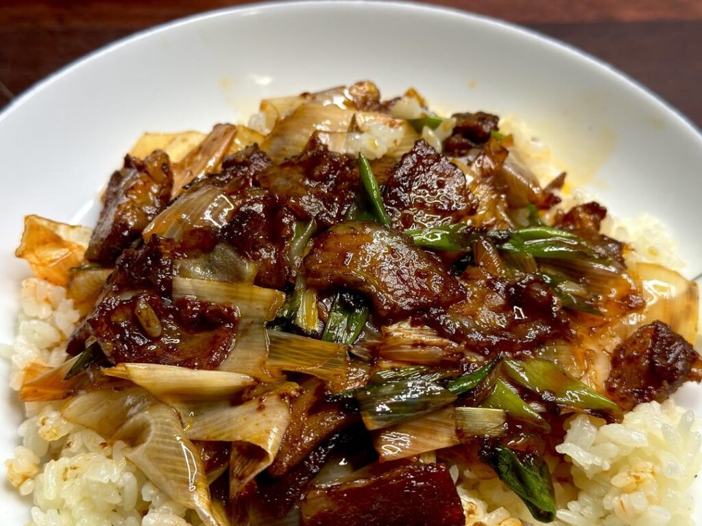 [Homemade] Sichuan double cooked pork with leeks and pork belly