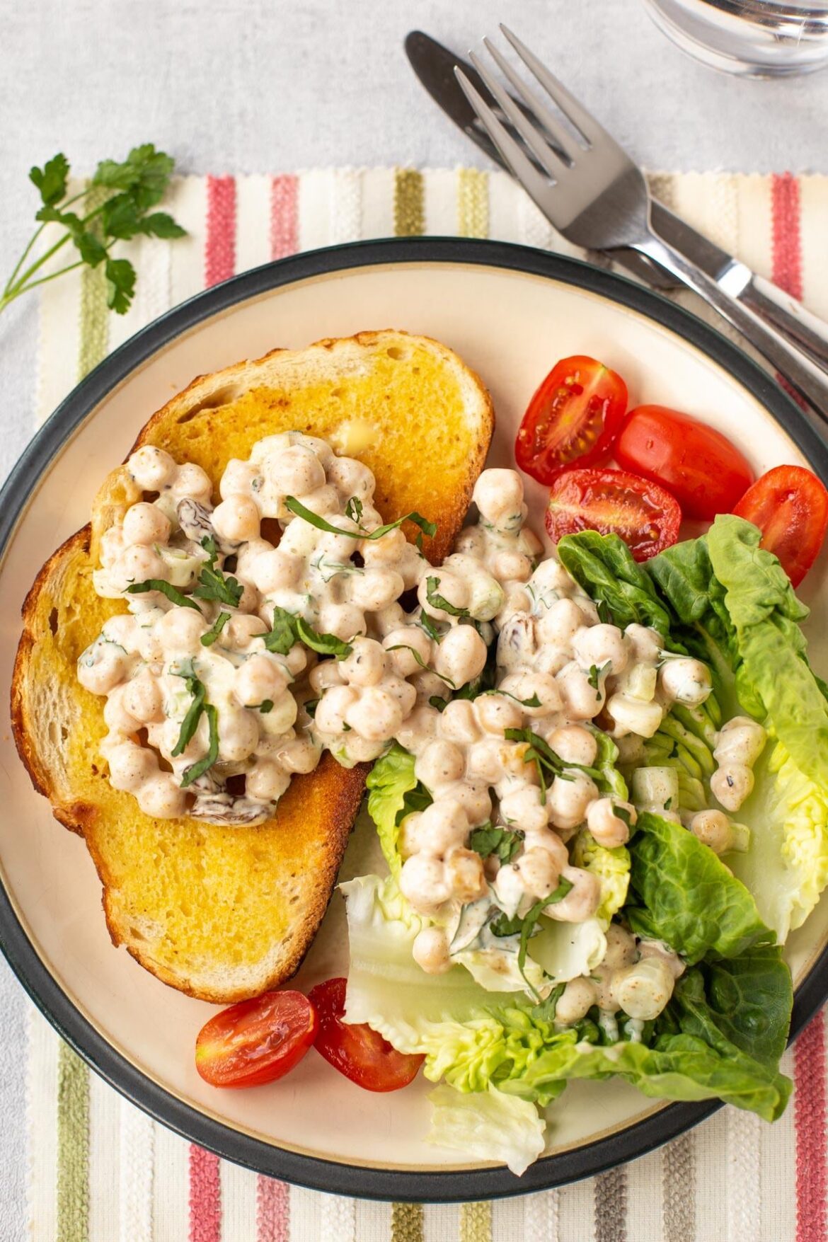 Coronation Chickpeas [OC]