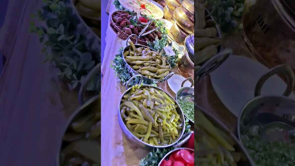 Hot Dishes and Buffet Mezze Experience!