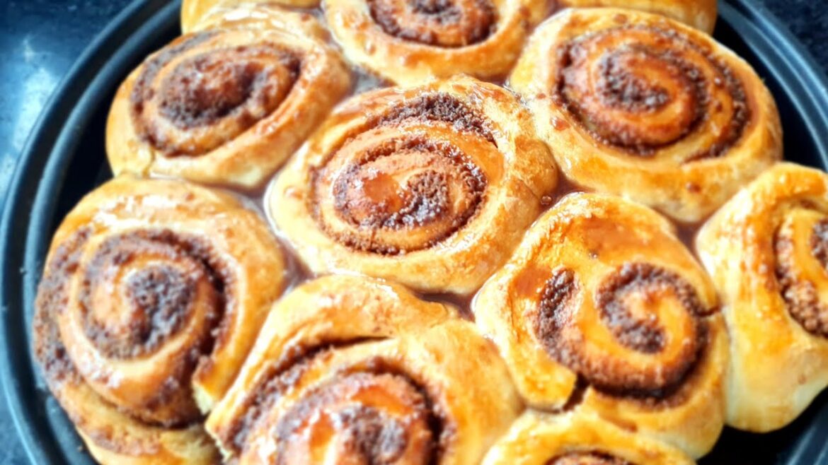 Super Moist Cinnamon Rolls | Quick & Easy Homemade Cinnamon Rolls Recipe | Delicious Cinnamon Rolls Super Moist Cinnamon Rolls | Quick & Easy Homemade Cinnamon Rolls Recipe | Delicious Cinnamon Rolls