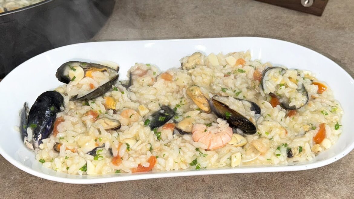 RISOTTO ALLA PESCATORA CON MISTO SURGELATO VERTICALE RISOTTO ALLA PESCATORA CON MISTO SURGELATO VERTICALE