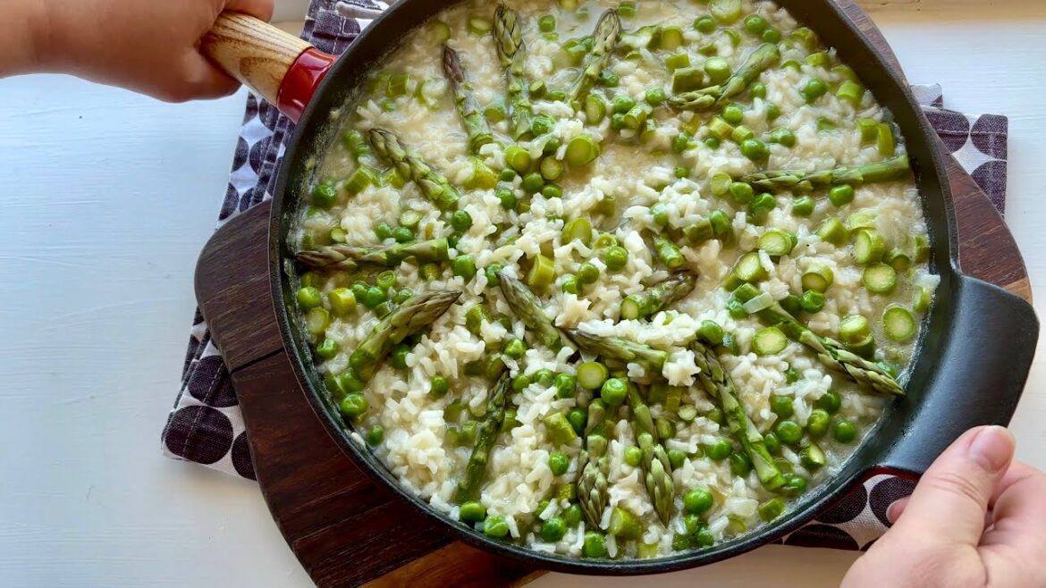 Risotto with asparagus and green peas By Onush Kitchen Risotto with asparagus and green peas By Onush Kitchen