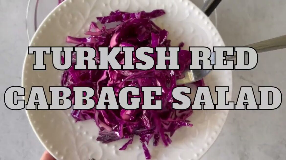 Turkish red cabbage salad