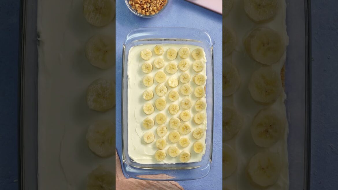 Banana Split Cake #shorts