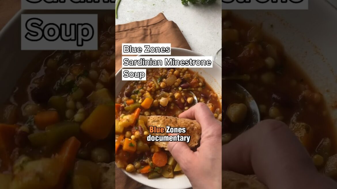 Blue Zones Sardinian Minestrone Soup Recipe #mediterraneandiet #souprecipe #healthyrecipes #italy