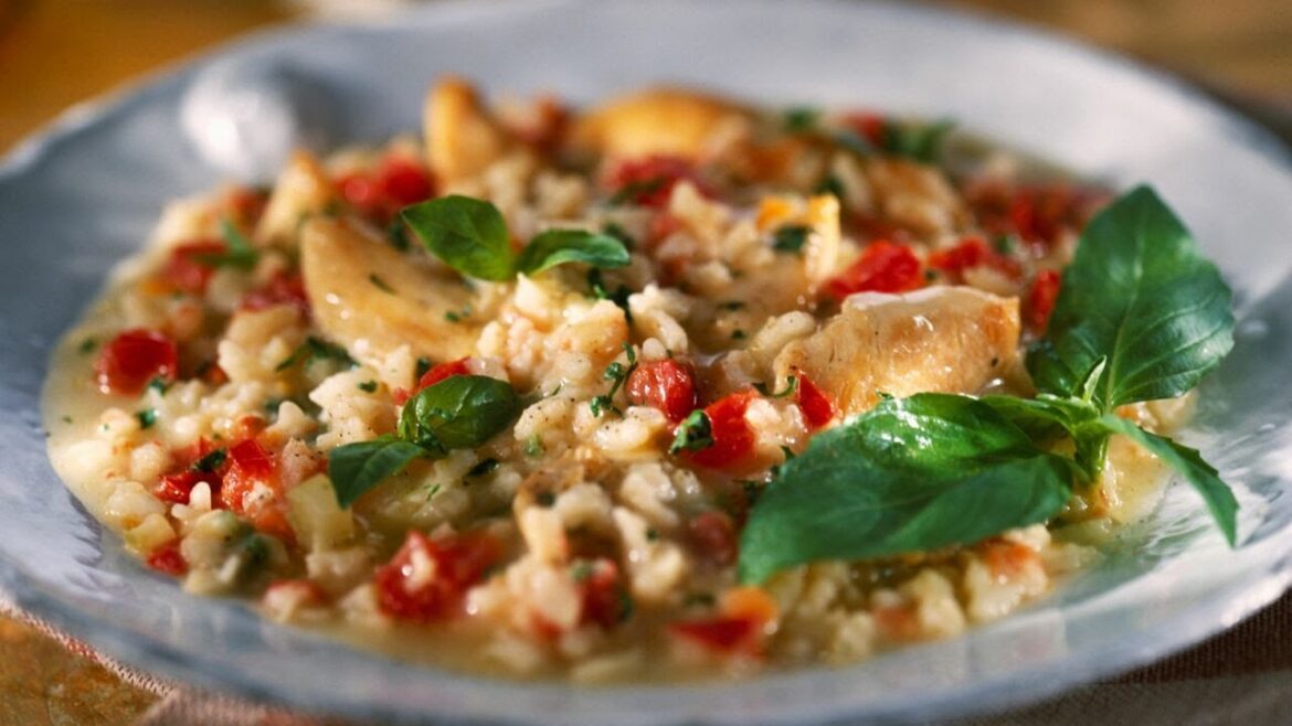 How to Make Chicken and tomato risotto