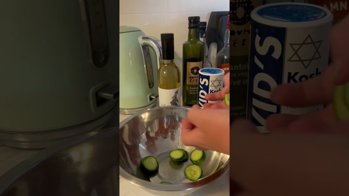 Lebanese cucumber salad