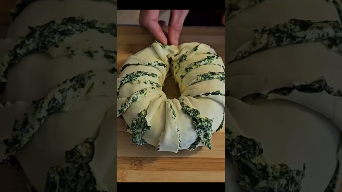 Fuggi dall'ordinario con la Torta Salata: Spinaci Ricotta e Cotto