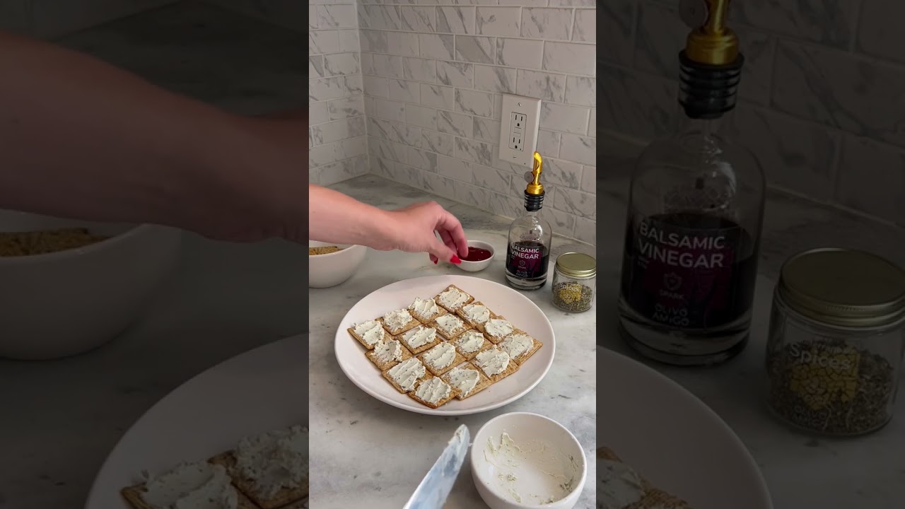 Goat Cheese and Red Pepper Jelly Crackers Dining and Cooking