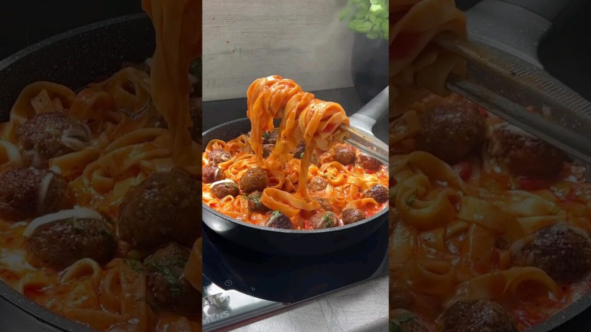 Creamy chicken meatball pasta | Chicken meatball pasta | Chicken meatball pasta recipe | tradfood