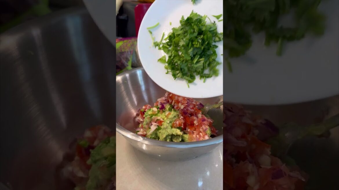 Super Easy Guacamole Recipe Super Easy Guacamole Recipe