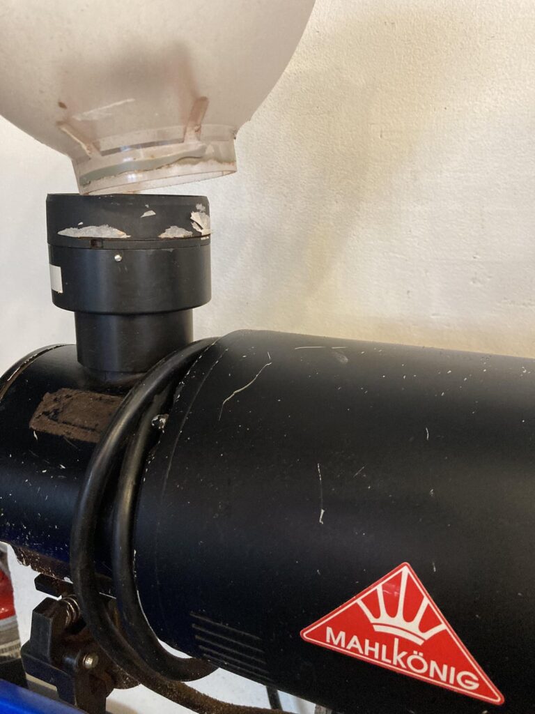 Requesting help fixing a broken hopper on a grinder