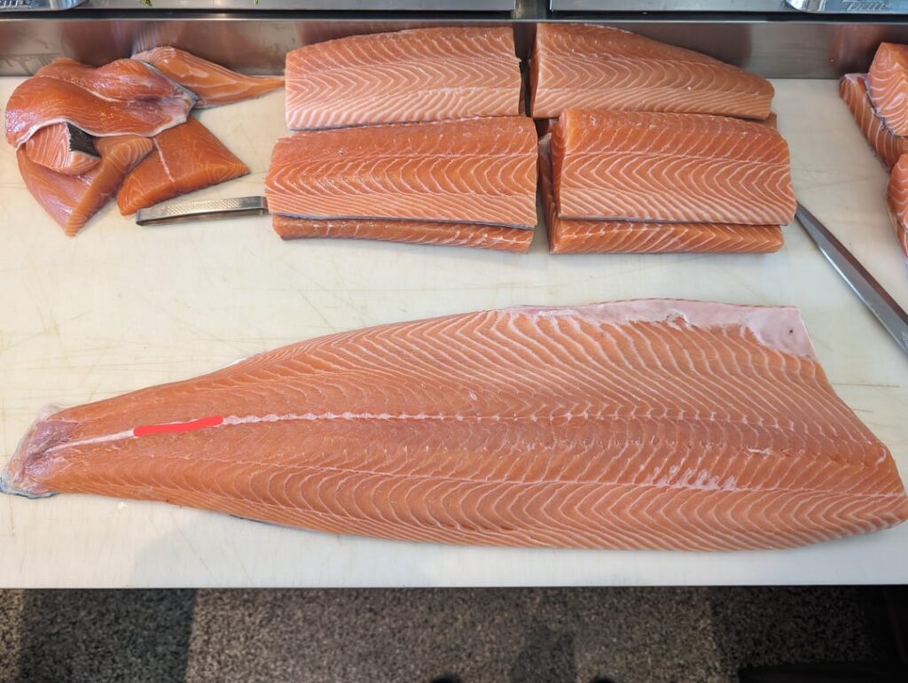 Salmon fillet break down Salmon fillet break down