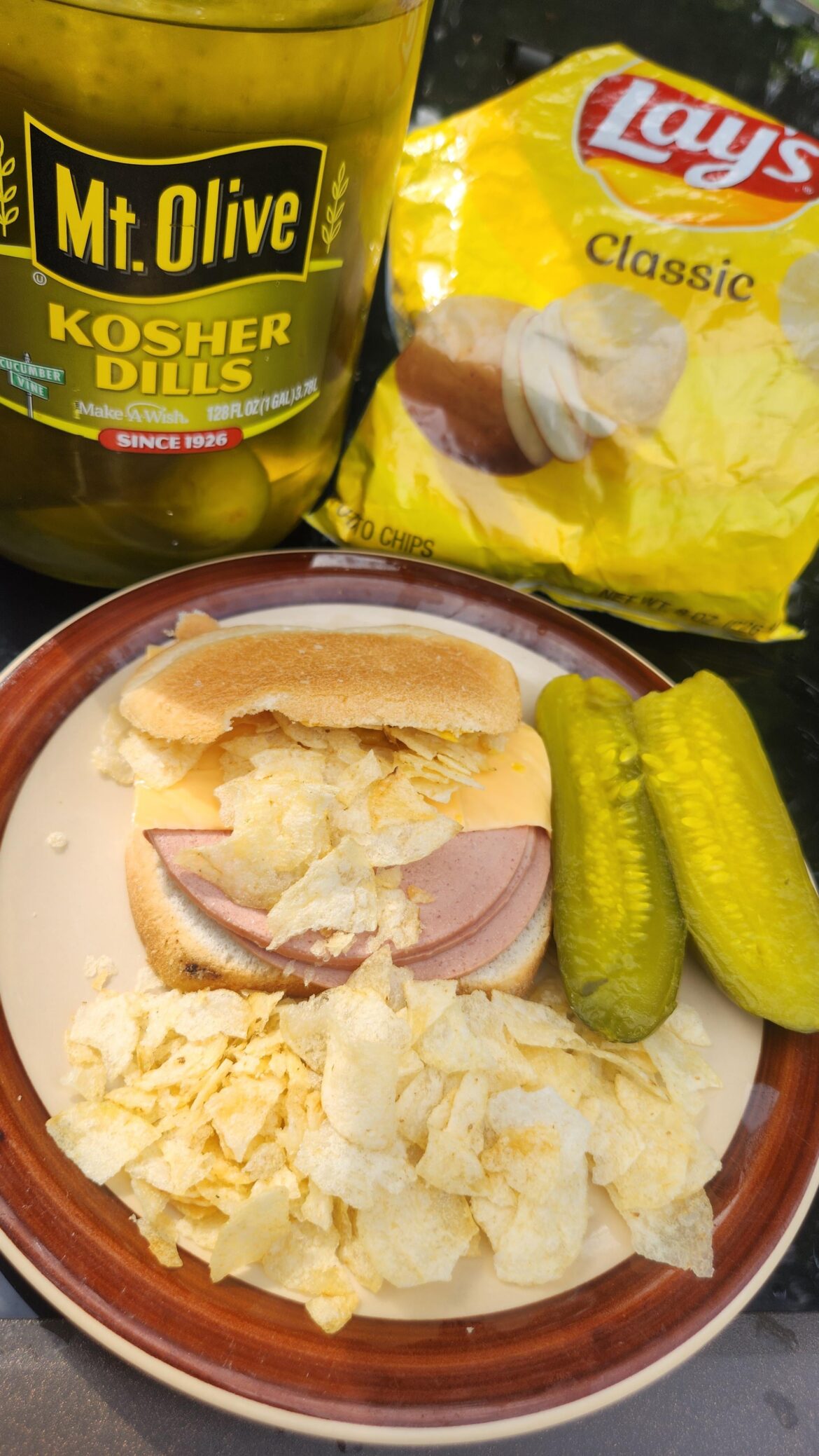 Just like in the 1970s when I was little I made an Oscar Mayer w kraft presliced cheese and chips