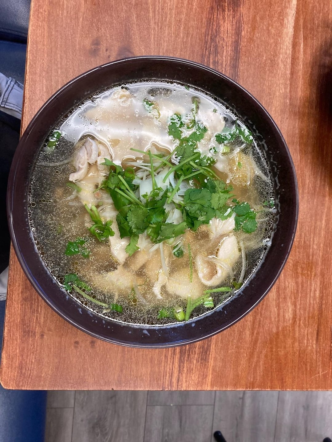 how many calories in this giant ass chicken pho? Dining and Cooking