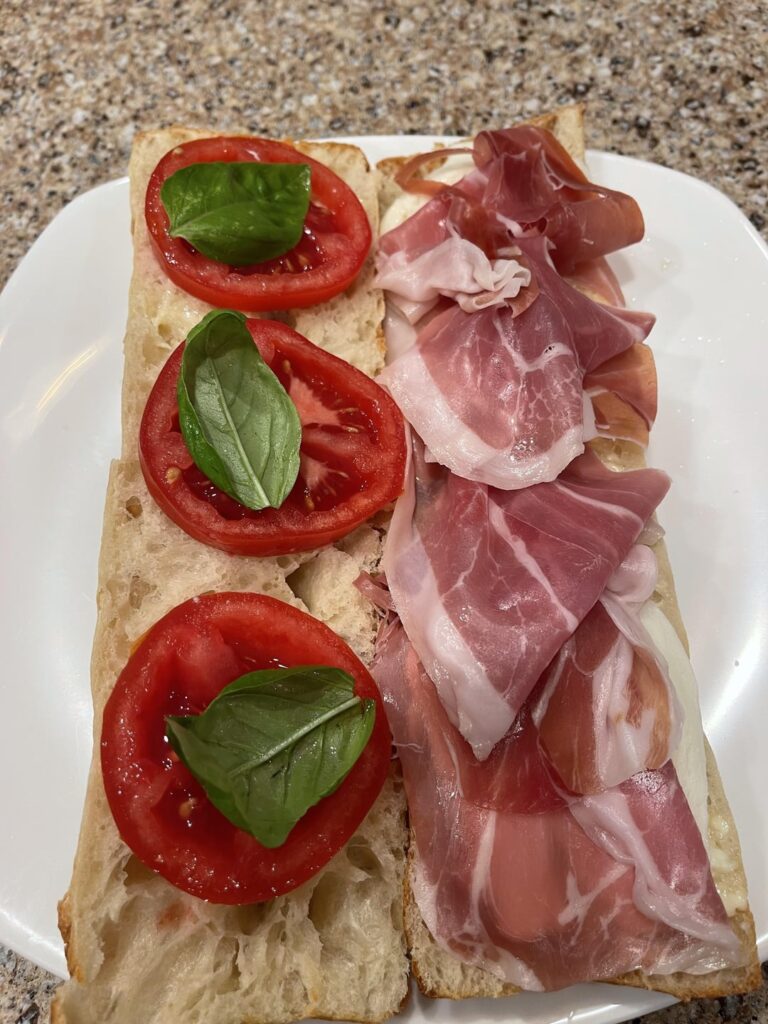 Mozzarella and prosciutto sandwich