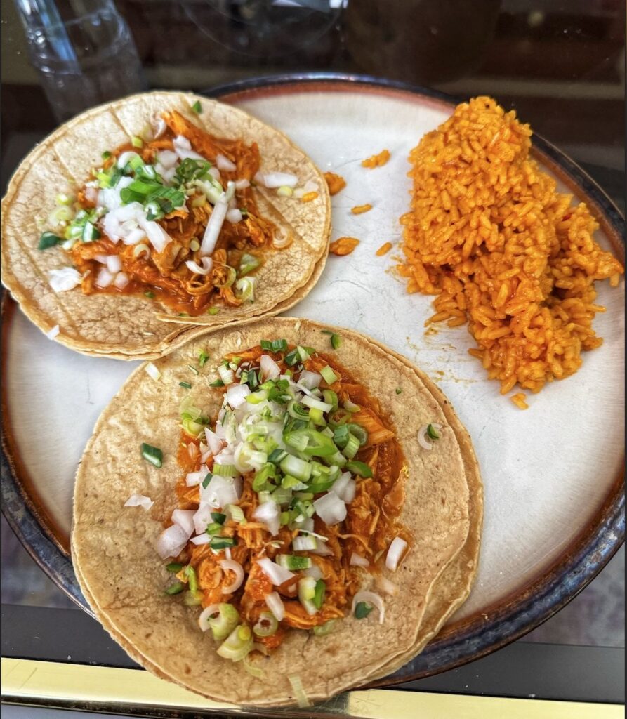 Easy One-Pot Chicken Tinga
