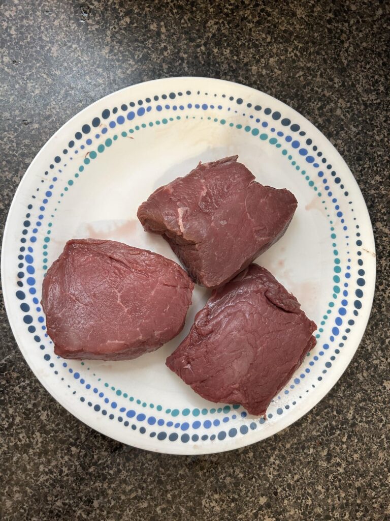 Only my 2nd time cooking a Steak. Are you proud of me , boys?