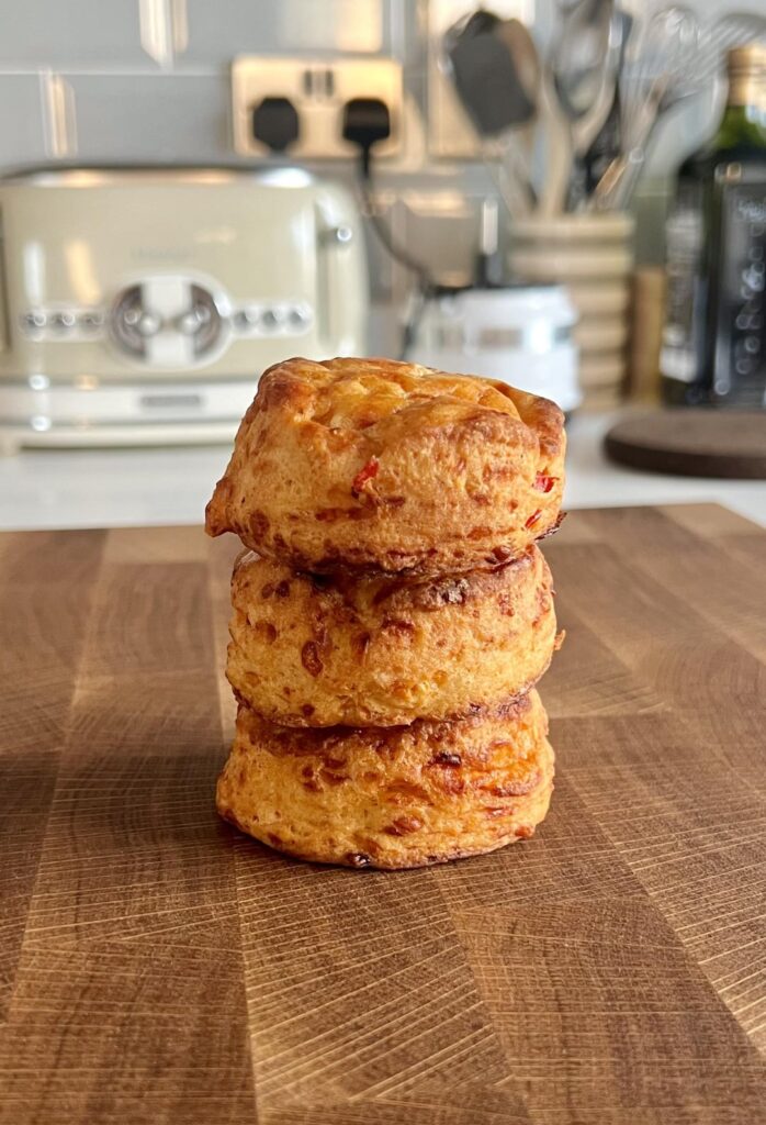 Spicy butter biscuits