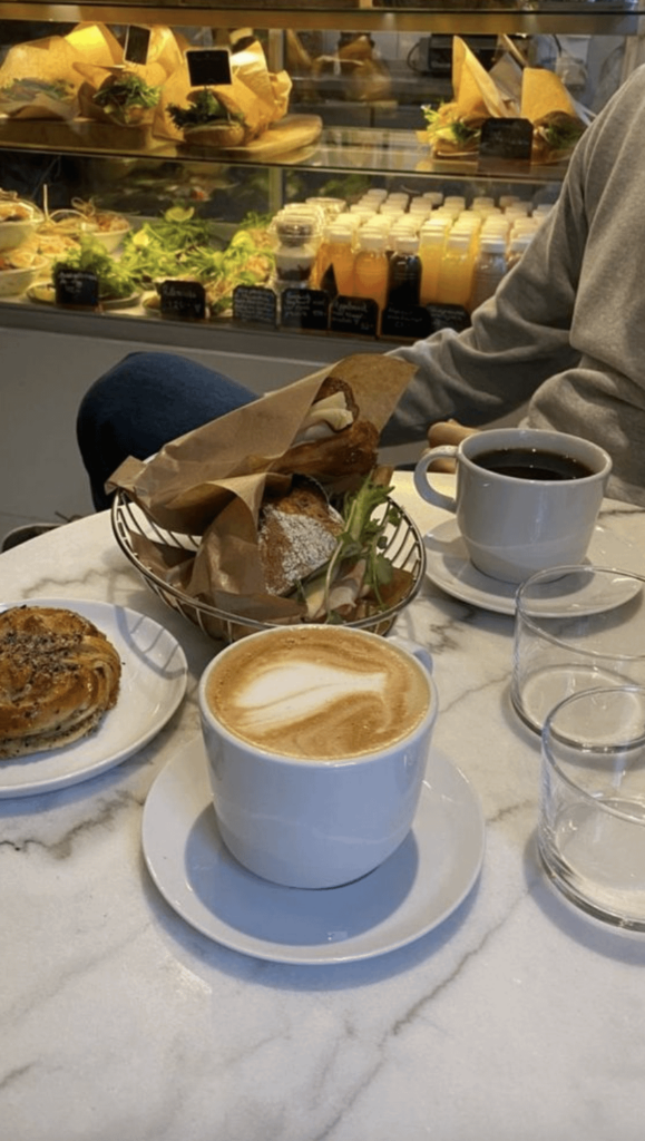 Yesterday I had a nice afternoon of coffee and friends.