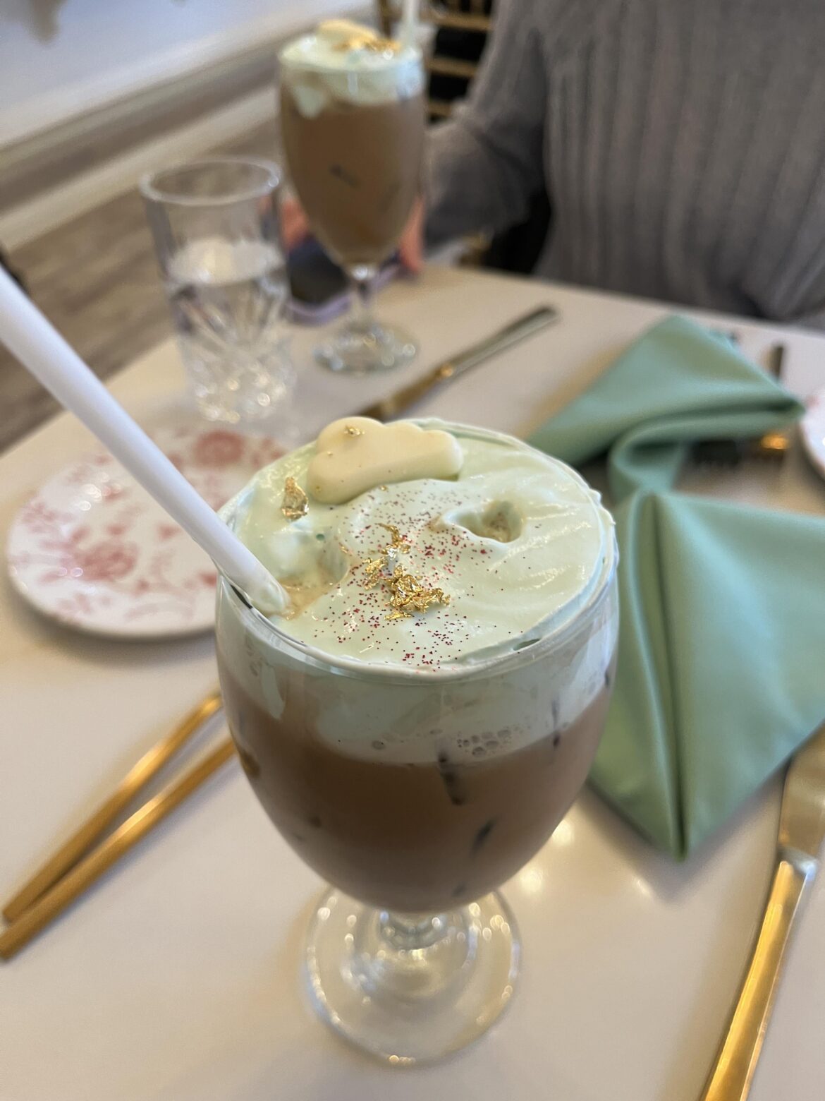 Anyone know how to make this vanilla blue cloud latte