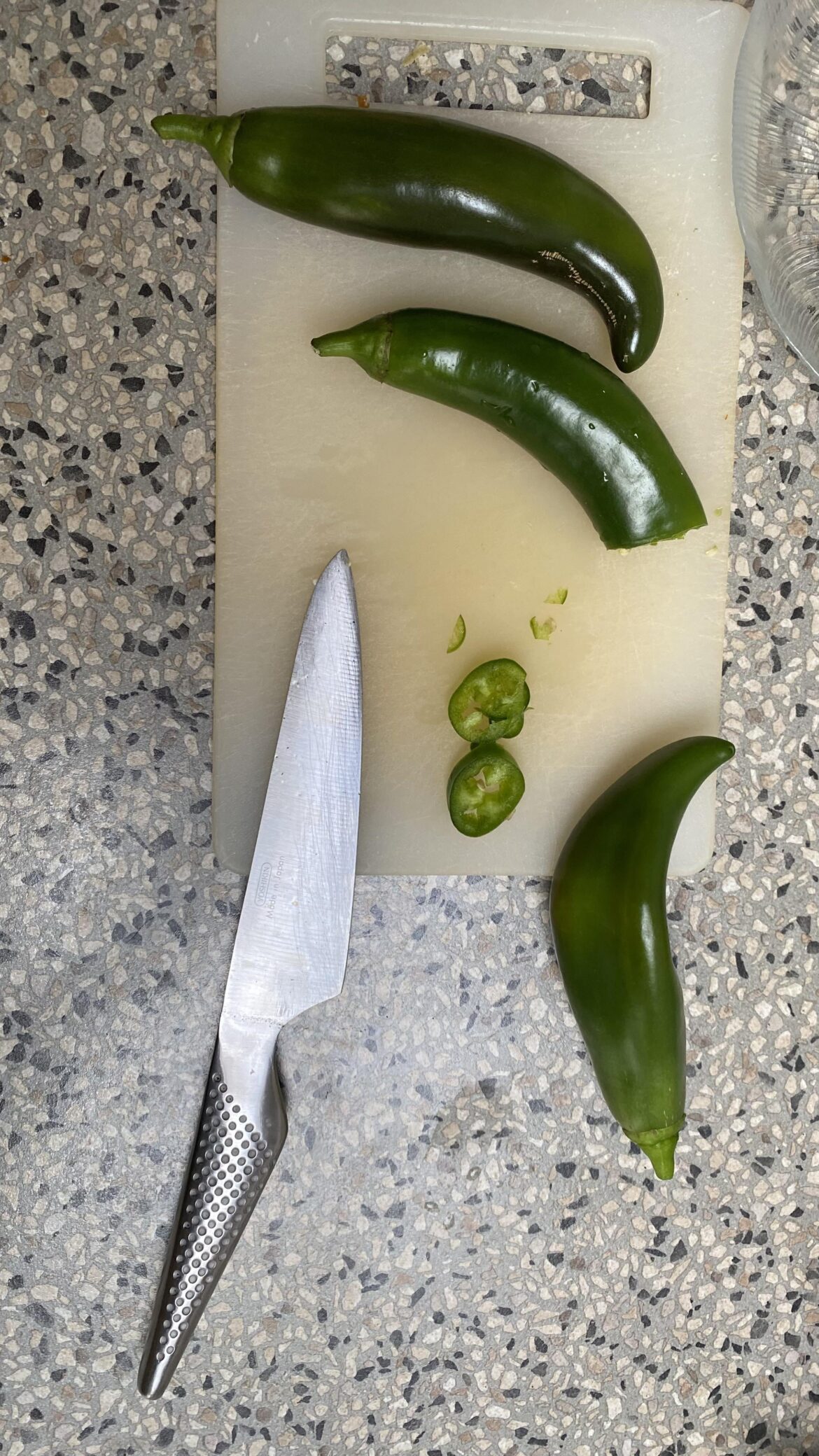 Any idea what chilli this is? Looks like Serrano but is way spicier.