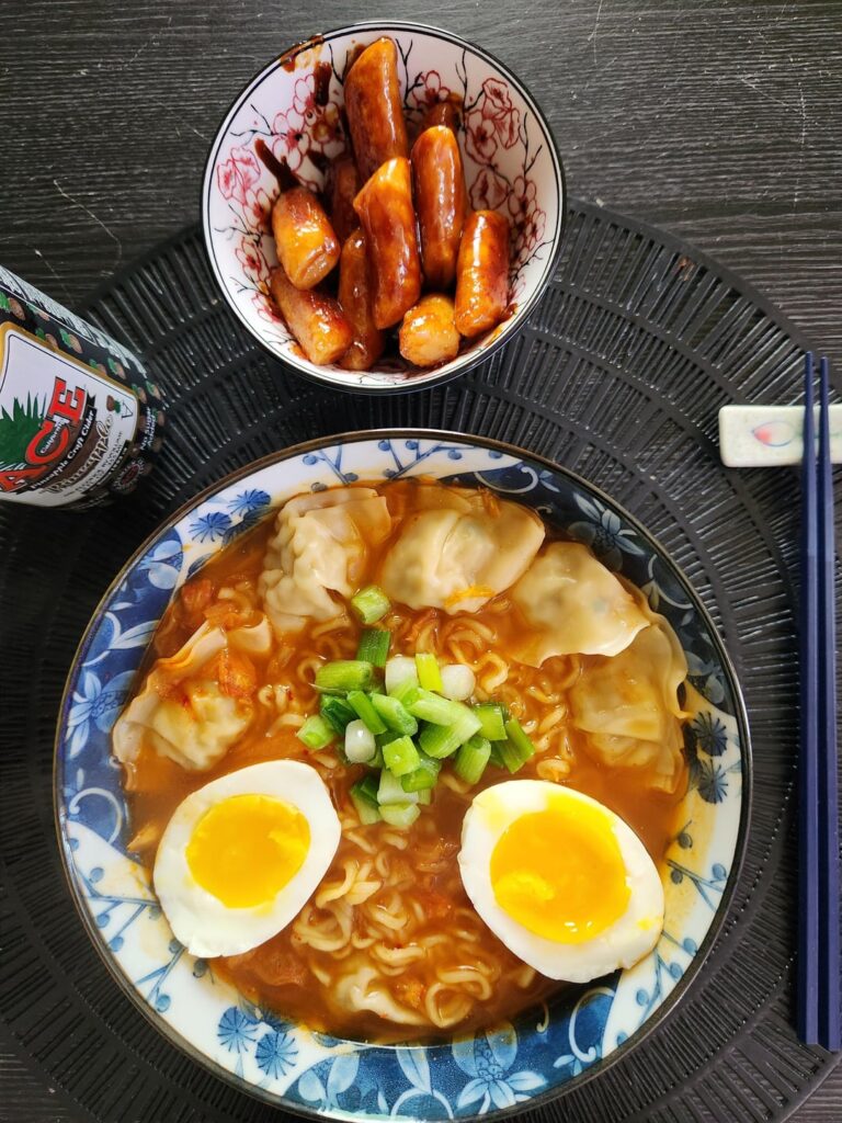 Kimchi & Dumpling Ramen 😋