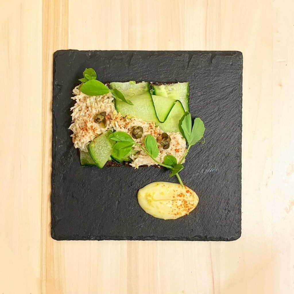 Cornish crab on toasted rye bread & preserved lemon aioli