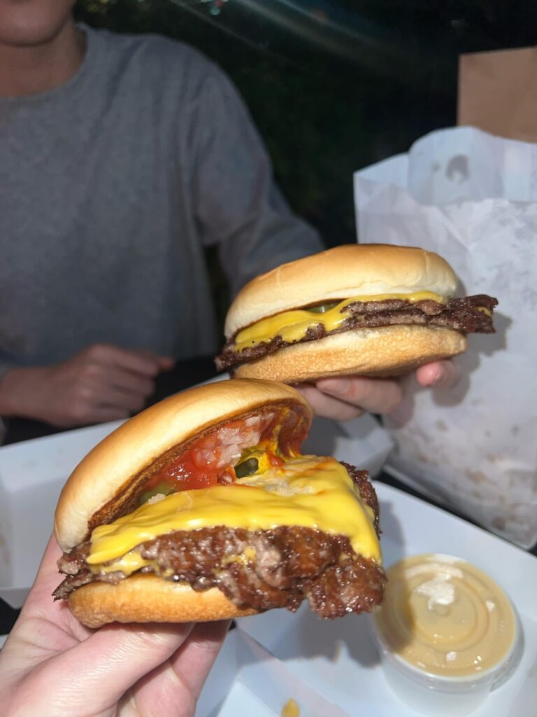 Burgers Never Say Die is meh