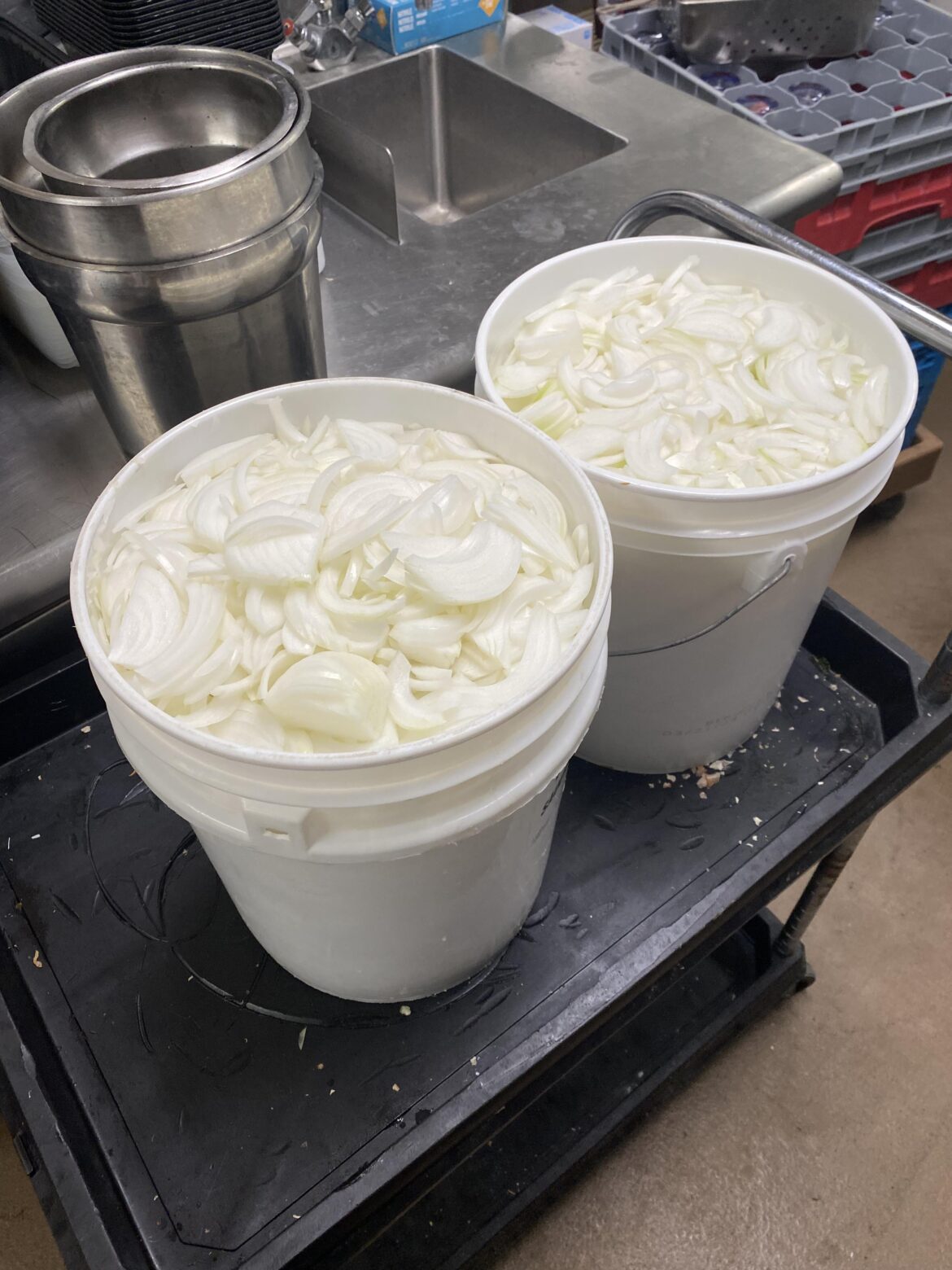 10 gallons of sliced white onion. Smells amazing.