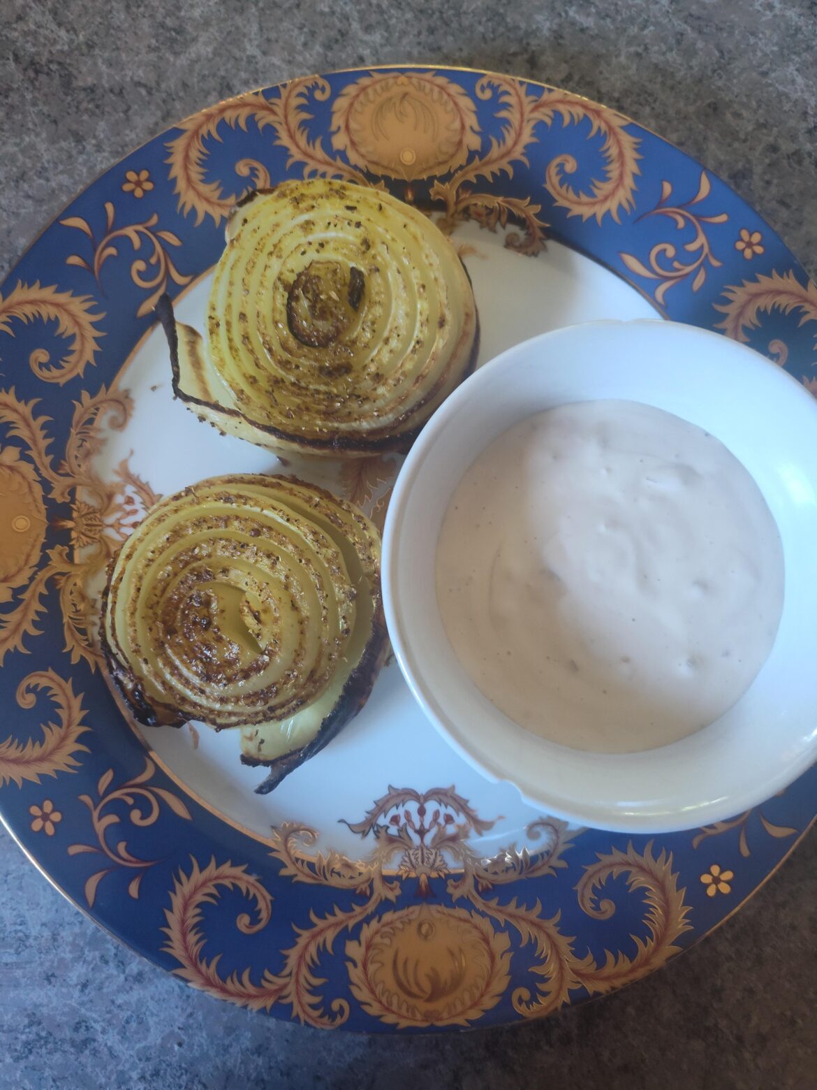 Roasted masala onion with french onion dip