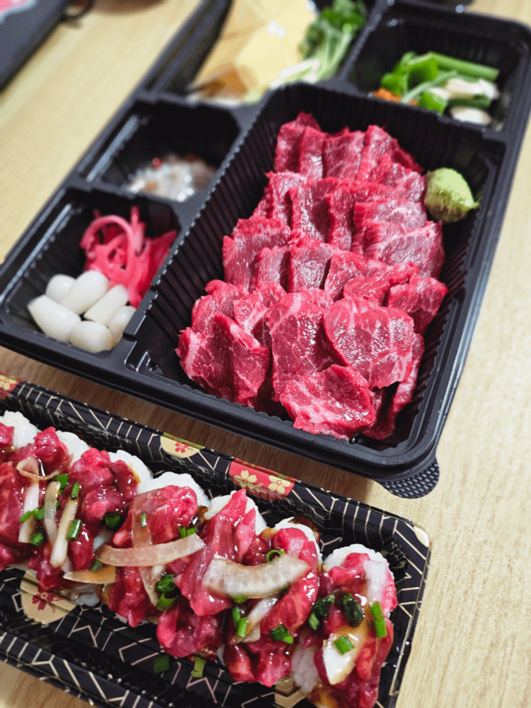 Hanwoo sashimi delivery 😋