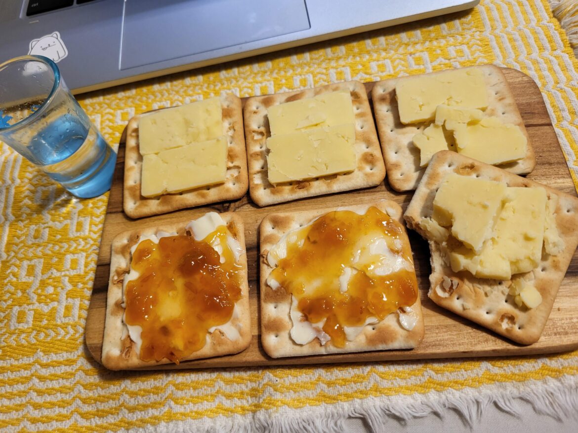 Cheese and crackers