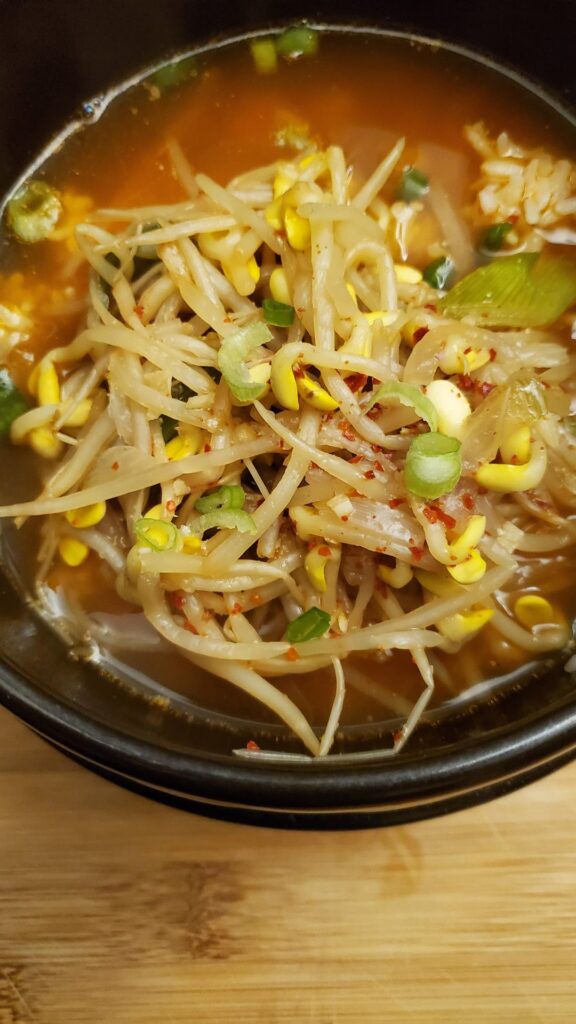 Soybean sprout soup Kongnamulguk 콩나물국