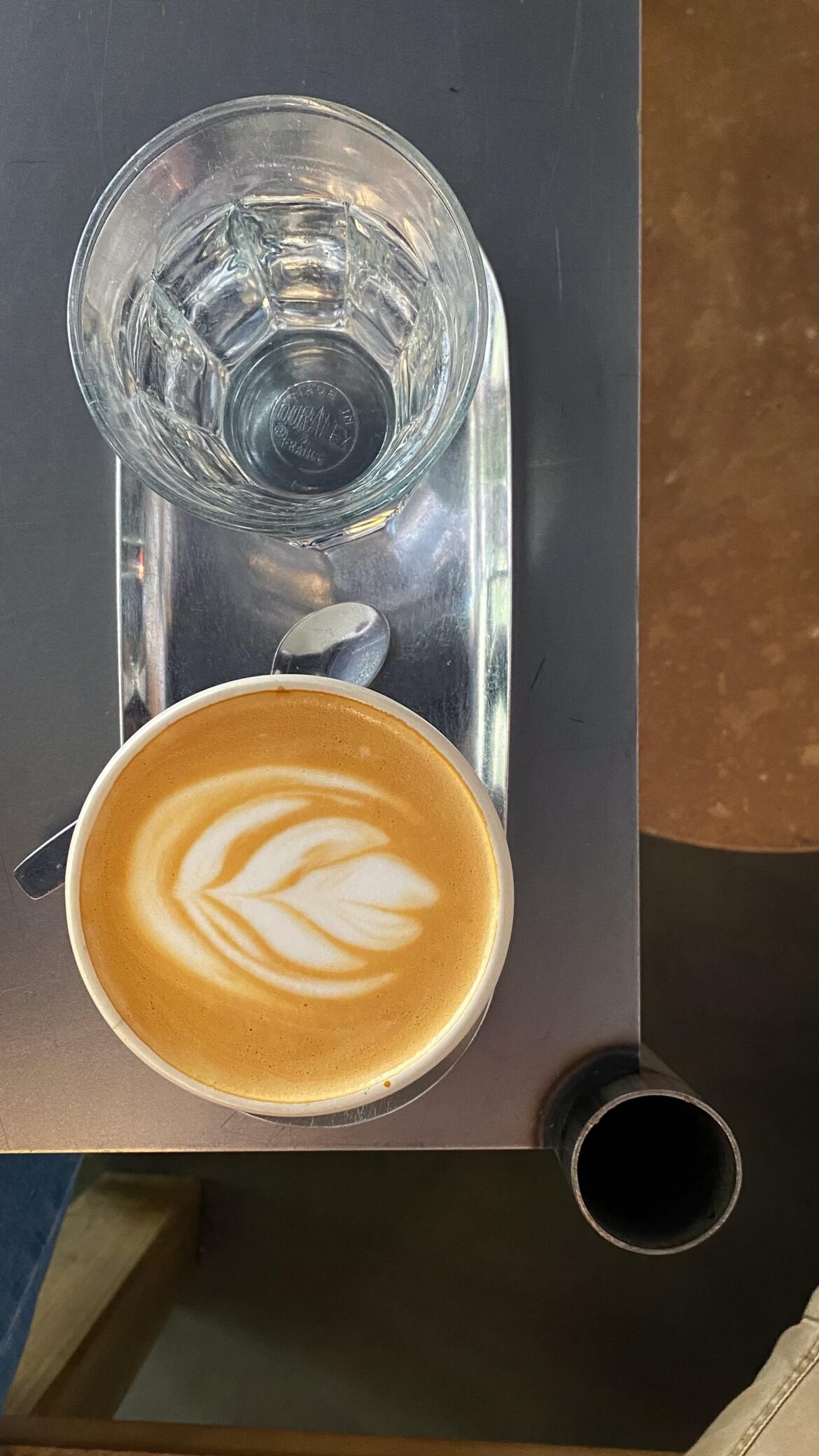 Va el segundo del día. Recorriendo las calles de Madrid.