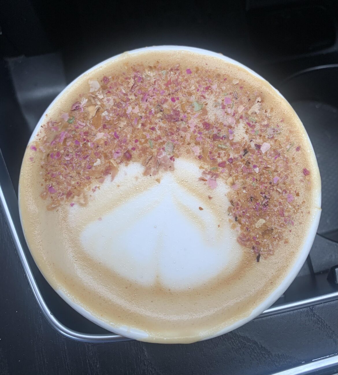 SIPP Coffee Rose Saffron Vanilla Latte.