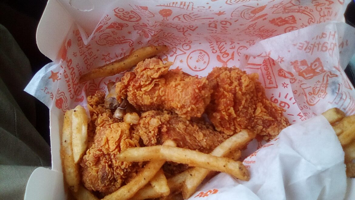 "Ghost Pepper" wings from Popeyes. No sauce!? No heat!? $10!?!?