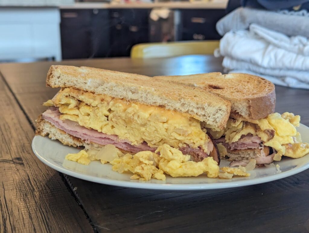 Melty ham, egg, and cheese sandwich on toast - 305 cals, 52g protein