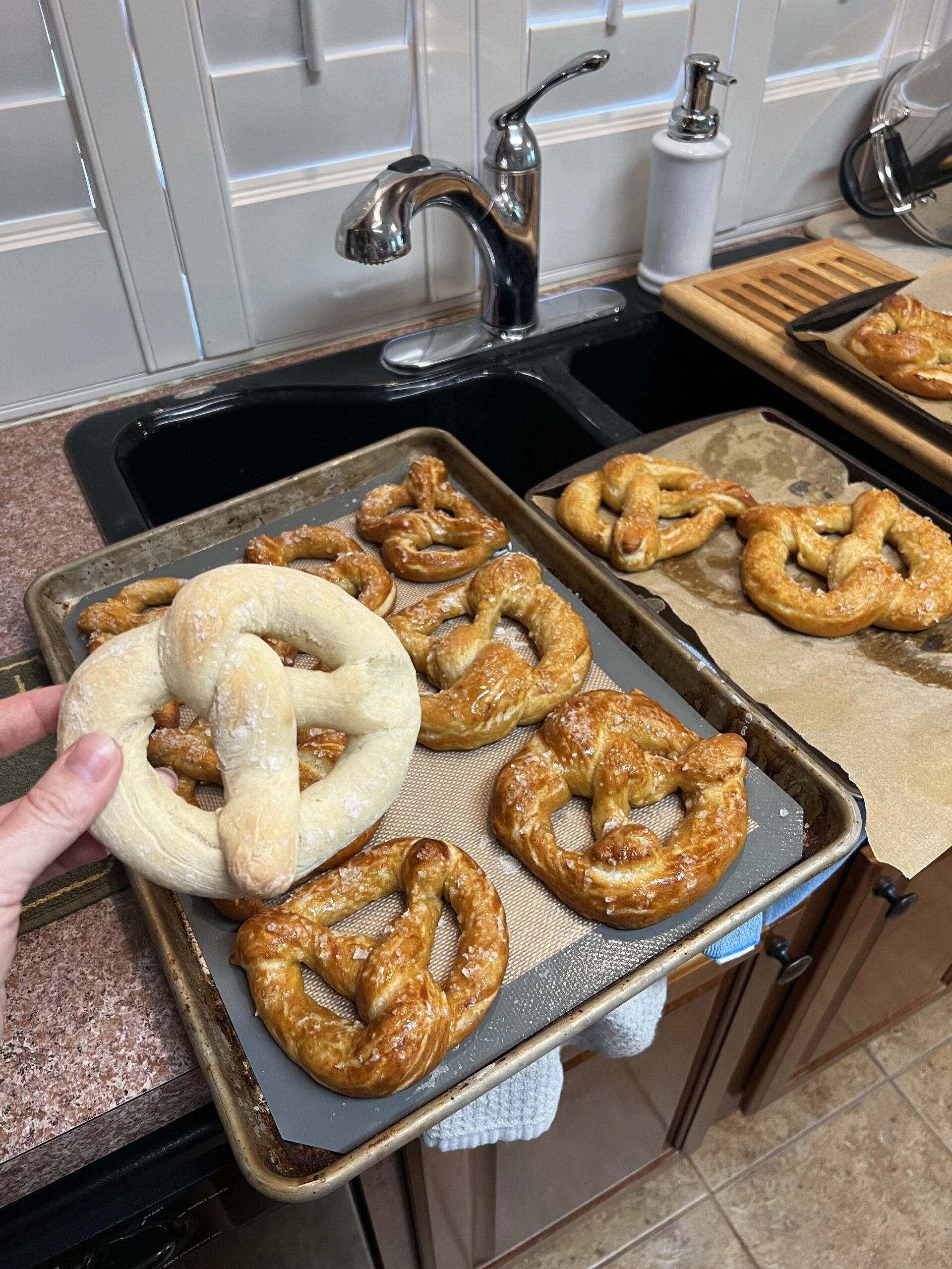 Mildly interesting this pretzel I to put in the baking soda