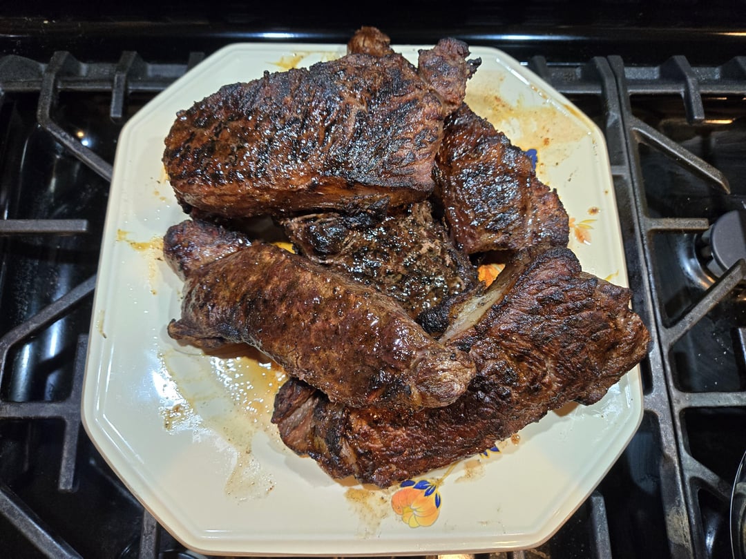 I grilled some steaks for my brother’s birthday - Dining and Cooking