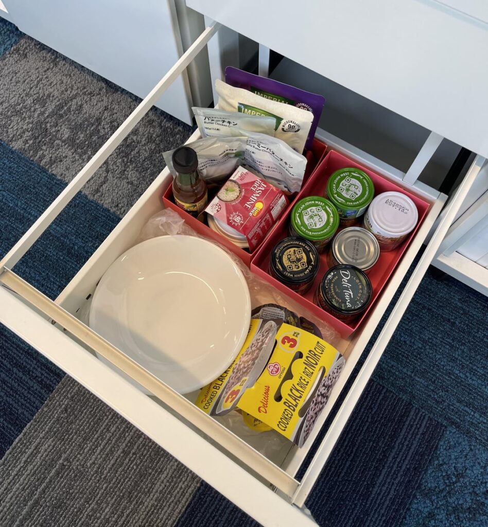 What are some non-refrigerated food combos I can turn into a meal? I don’t have a fridge at work but keep food in case. This is all I have so far and I’m getting tired of tuna and rice 😅