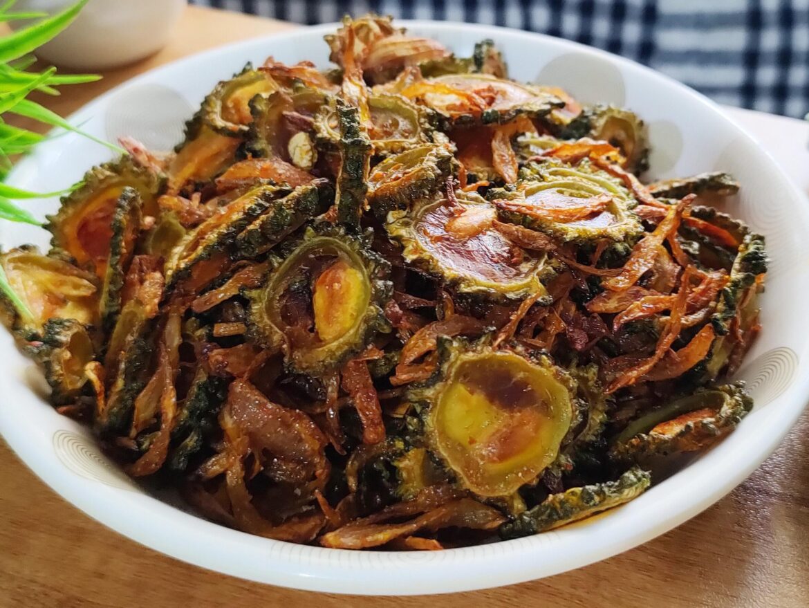 Crispy bitter gourd fry