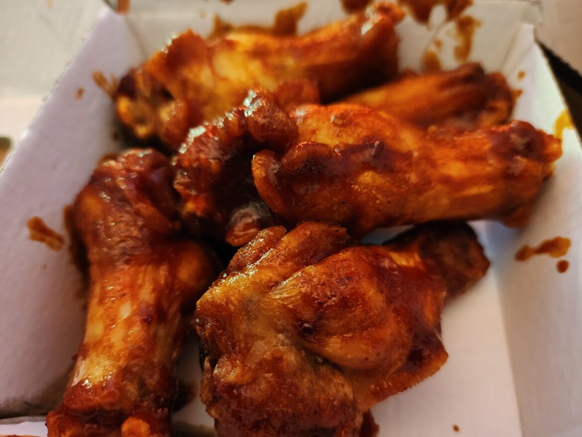 BWW: Blazin' vs Dave's Hot Chicken: Reaper