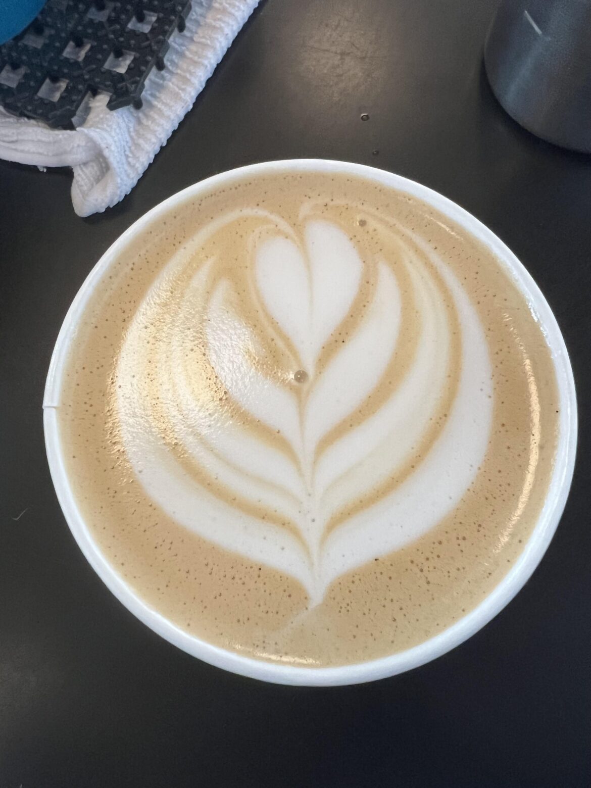 10 oz vanilla latte I did today 🌷