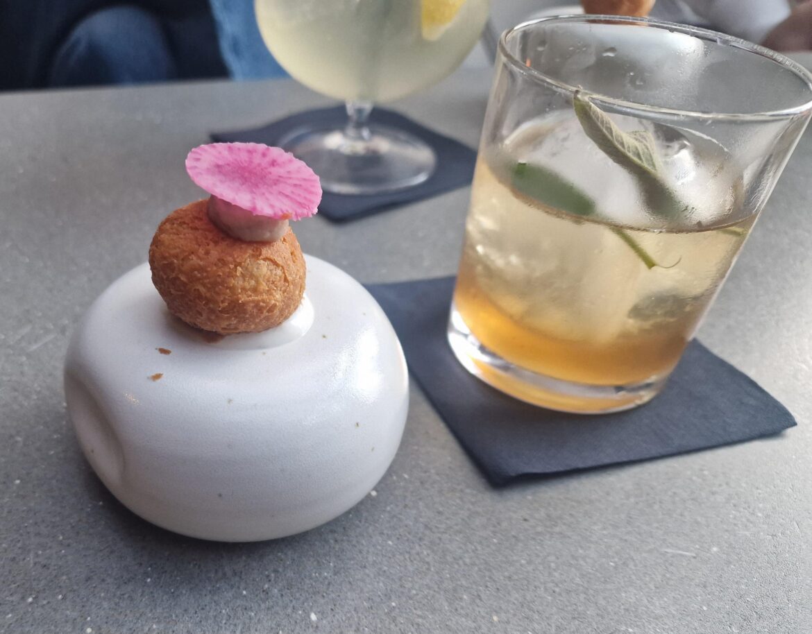 It was fantastic and it was free with the best old fashion ive ever had but a moulded clay rock!