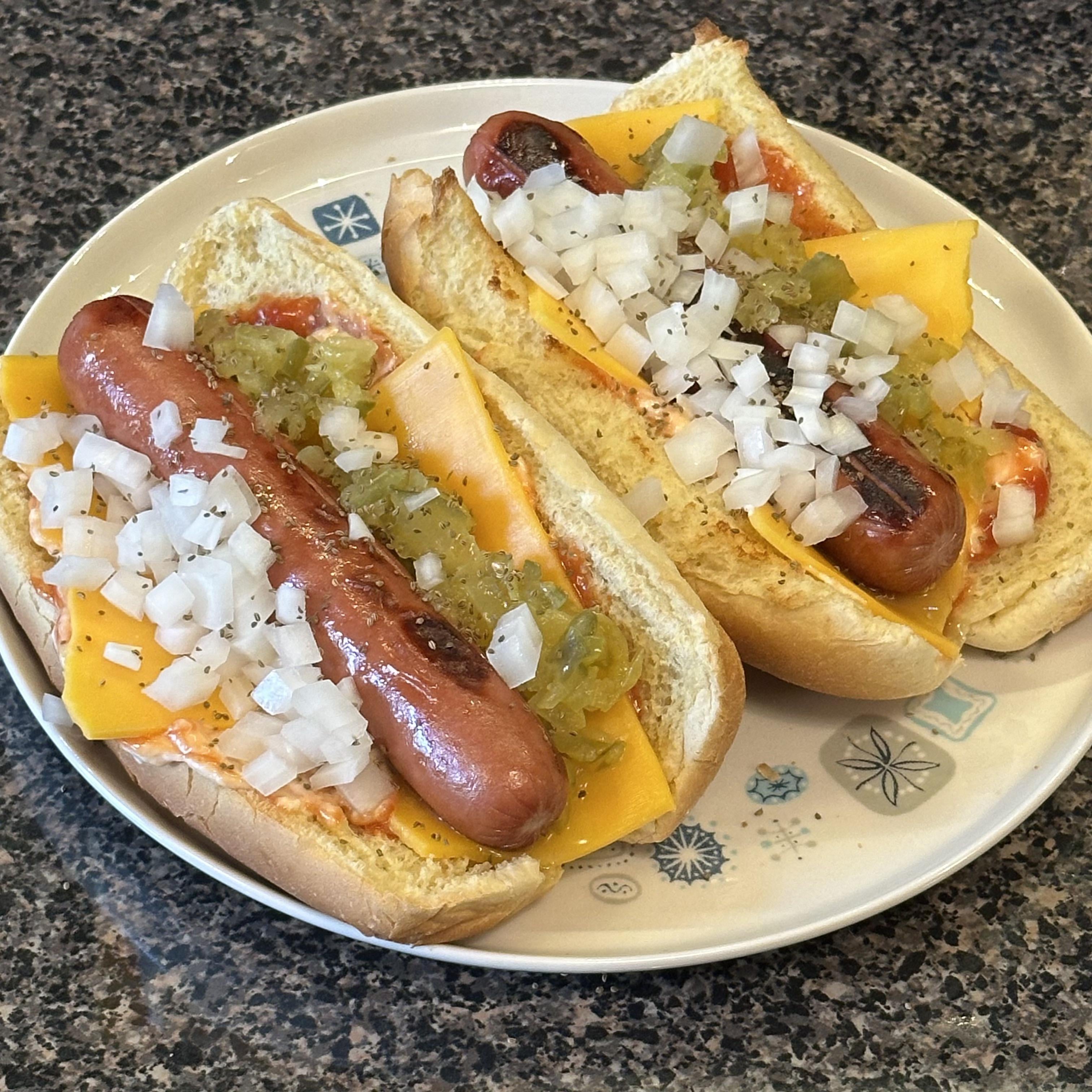 [Homemade] I call it the classic AllAmerican dog. Mayo, ketchup