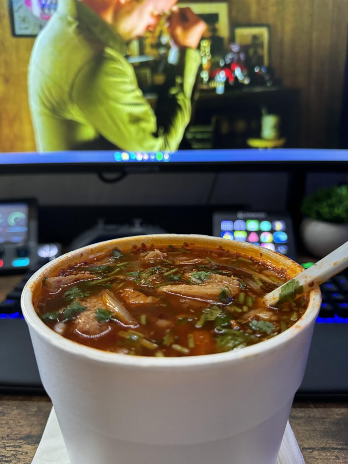 When you want that 🔥 Menudo you go to Troy’s #10 in El Sereno!