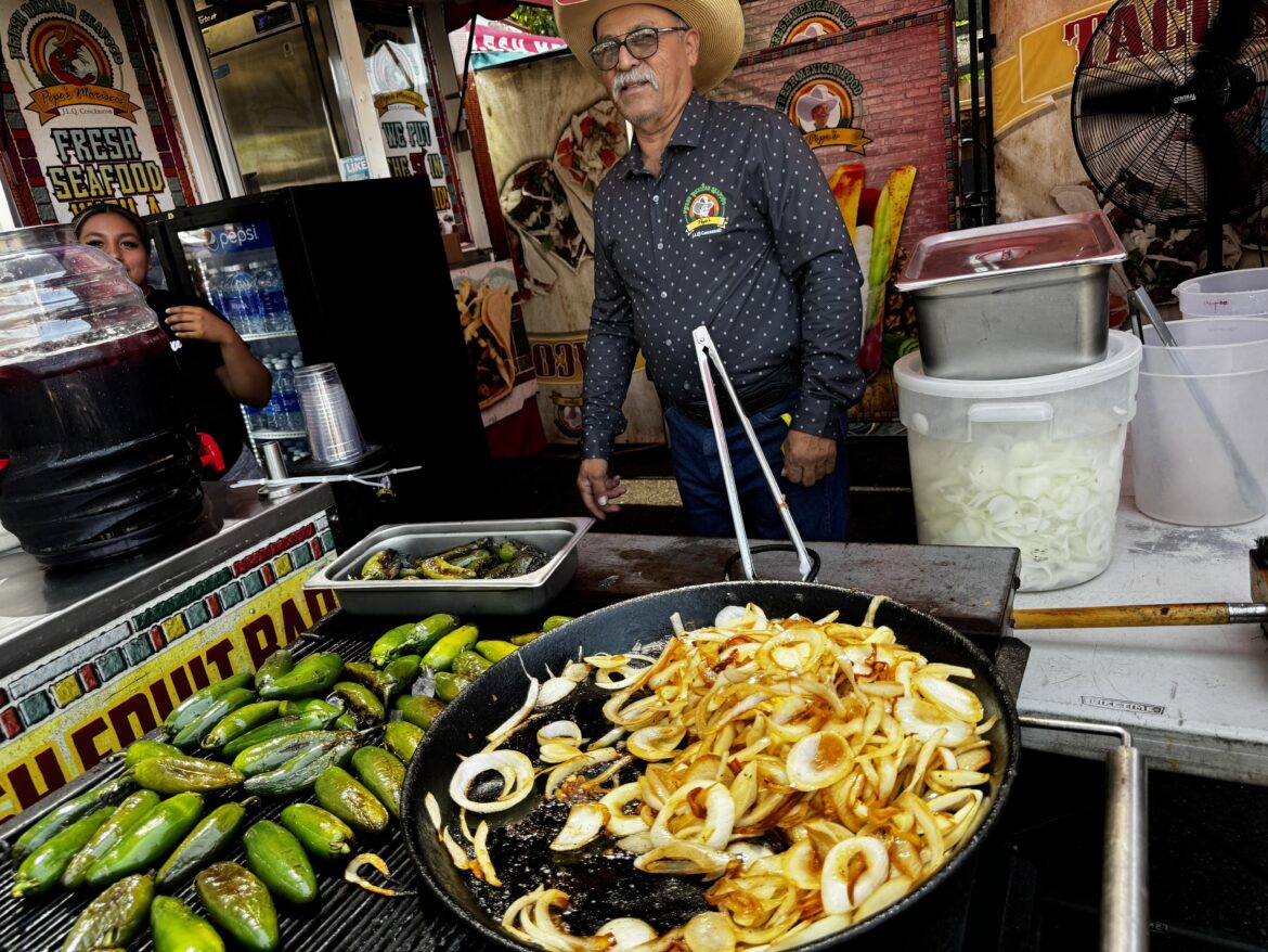 CA State Fair food is sooooo good. Smelled these beauties and they drew me to the bounty!